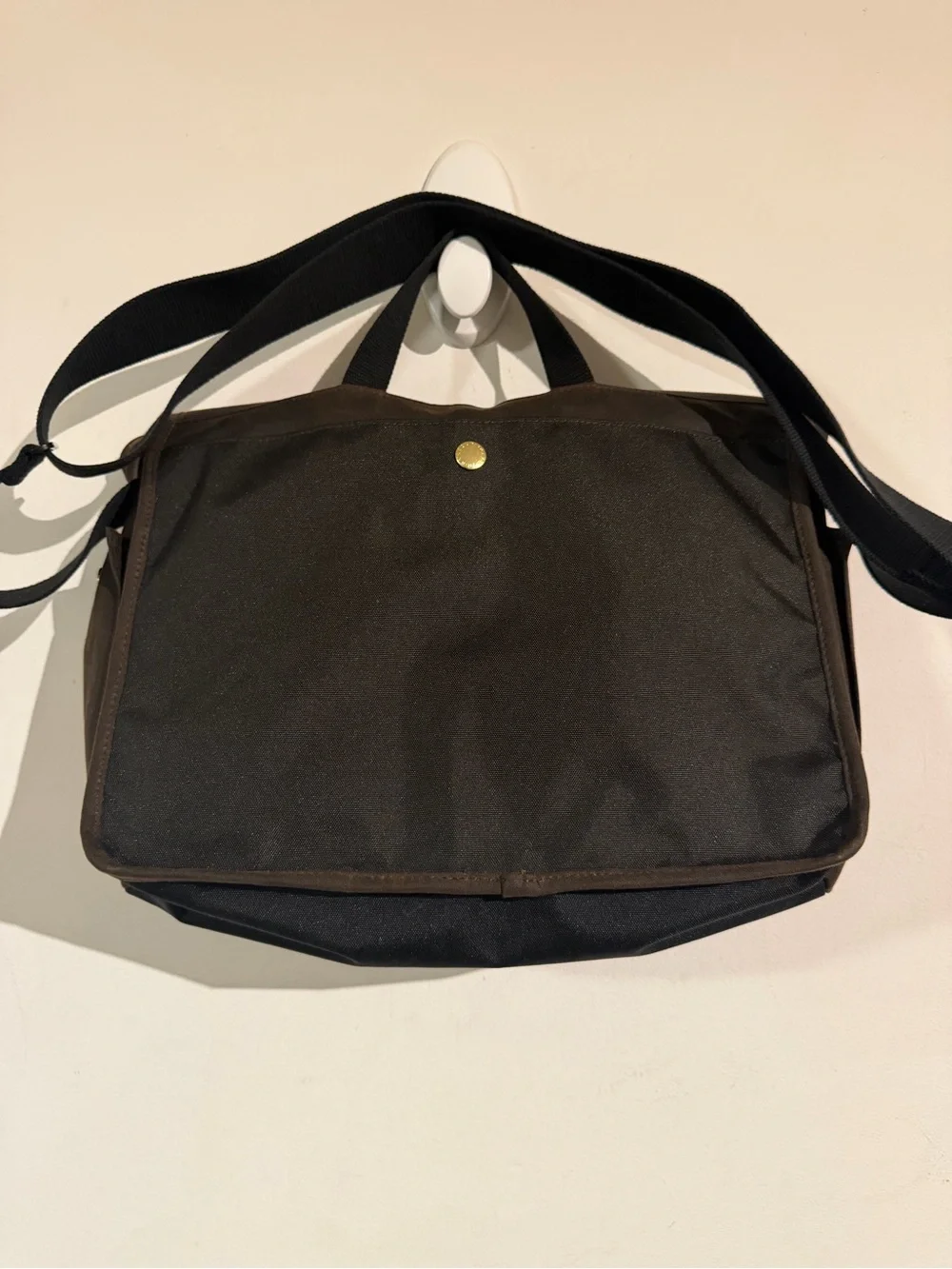 Barbour Men's Green Waxed Canvas Messenger Bag